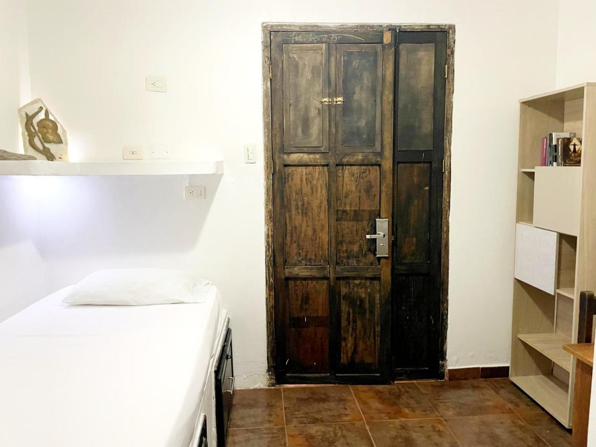 Casa Mama Waldy Hostel Cartagena 外观 照片